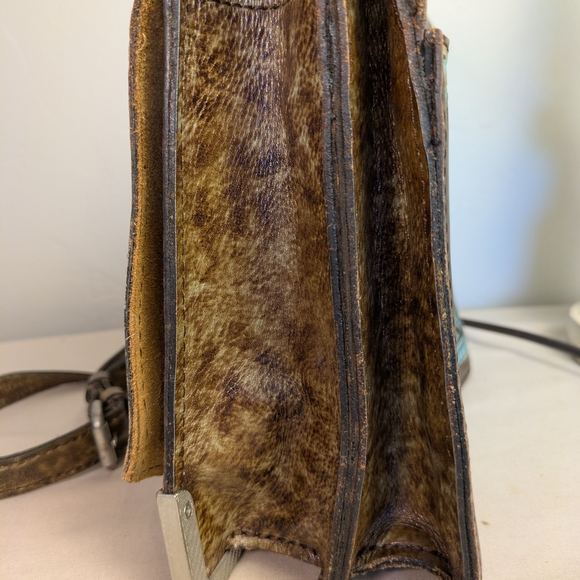 Patricia Nash Brn Leather Stella Flap HandBag w/Intriquite Blue Floral Tooling - Picture 13 of 16